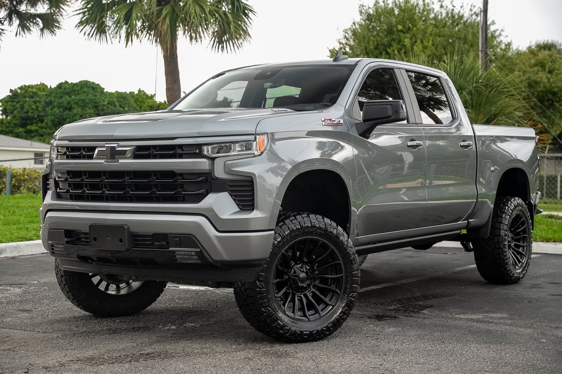 2025 Chevrolet Silverado 1500, photo 1